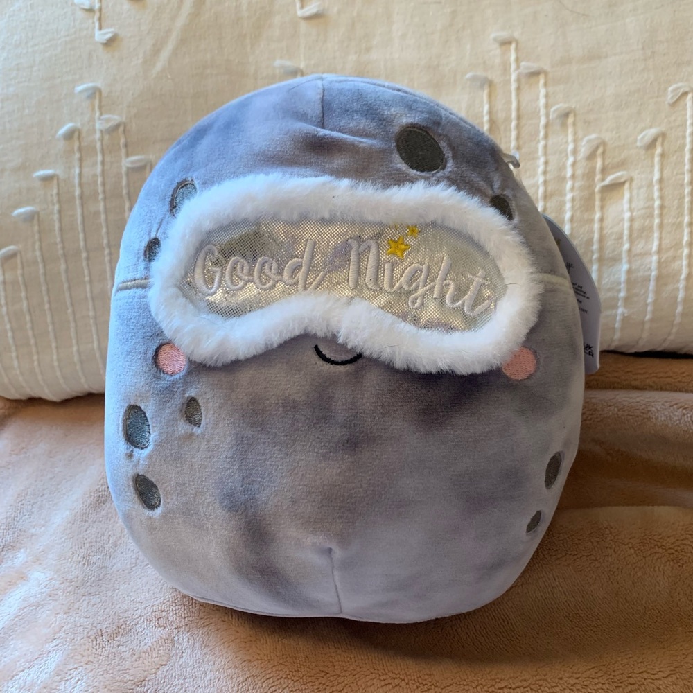 8 inch boulder squishmallow